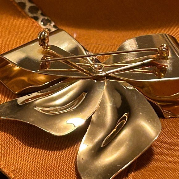 Stunning 😍 gold tone brooch very pretty - Picture 11 of 14